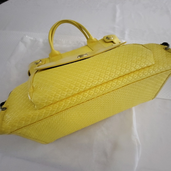 Handbag - Picture 4 of 4